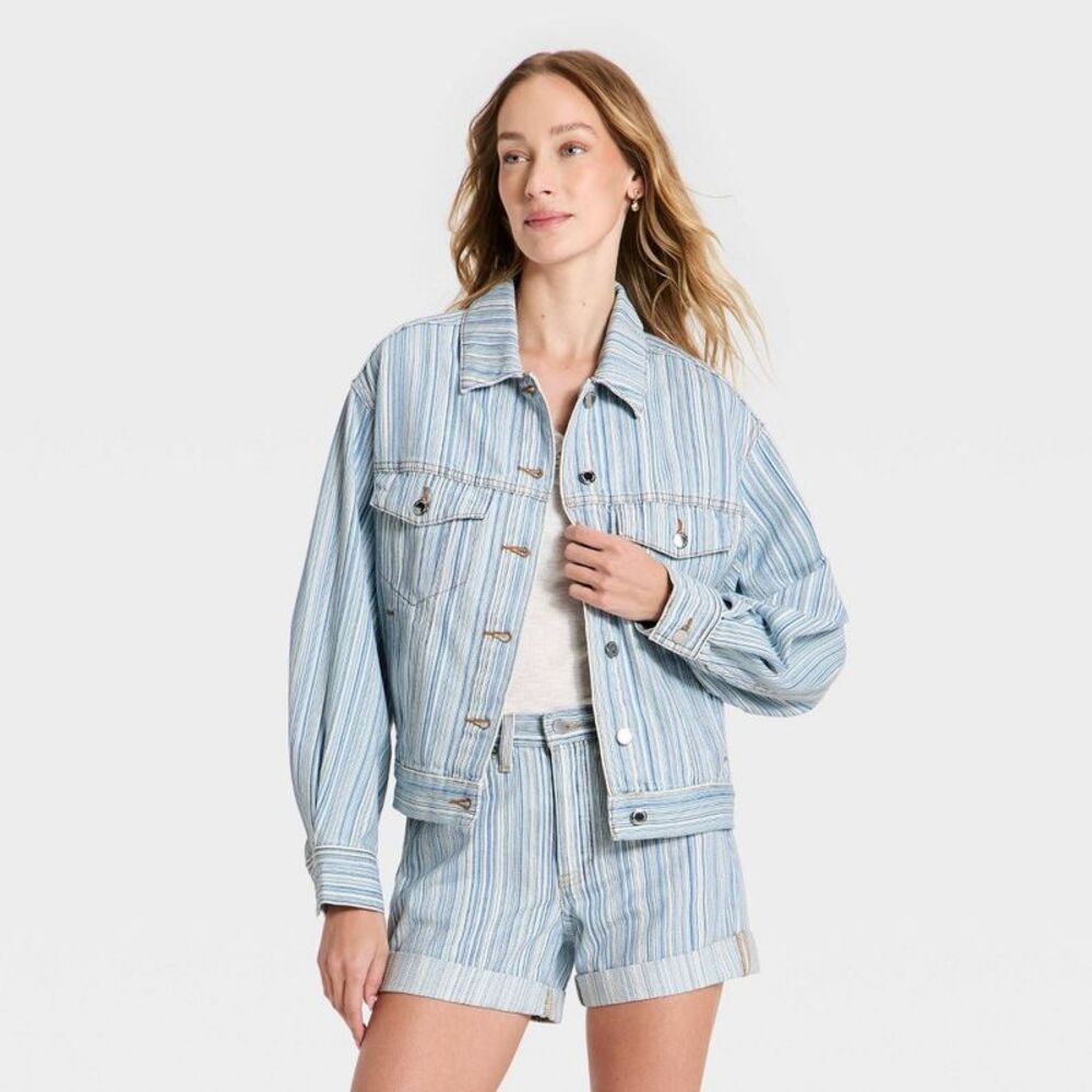 Women's Relaxed Barrel Denim Jacket - Universal Thread Blue Striped XL
